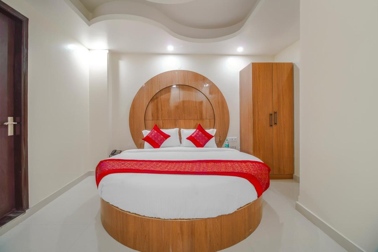 Hotel Classic Paradise New Delhi Eksteriør bilde