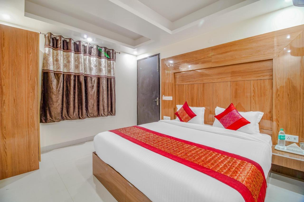 Hotel Classic Paradise New Delhi Eksteriør bilde